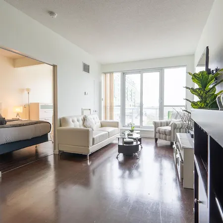 Harbour Front Luxury Condo 2 Bed 2 Bath